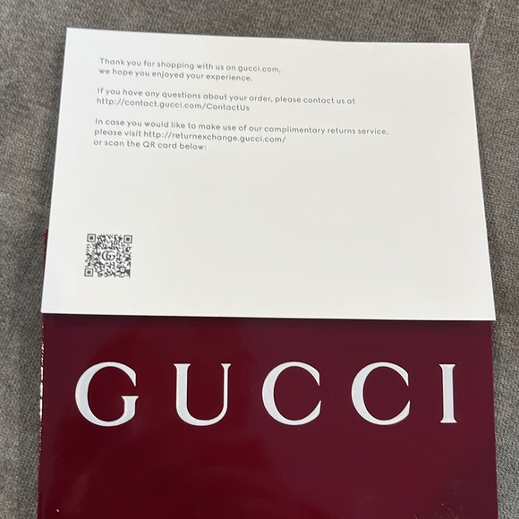 Gucci GG Monogram Tote Bag with interior wristlet bag - Picture 12 of 12